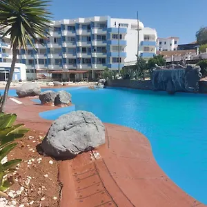 cosy-studio-with-balcony-at-golf-del-sur-tenerife.adeje-hotels.com/